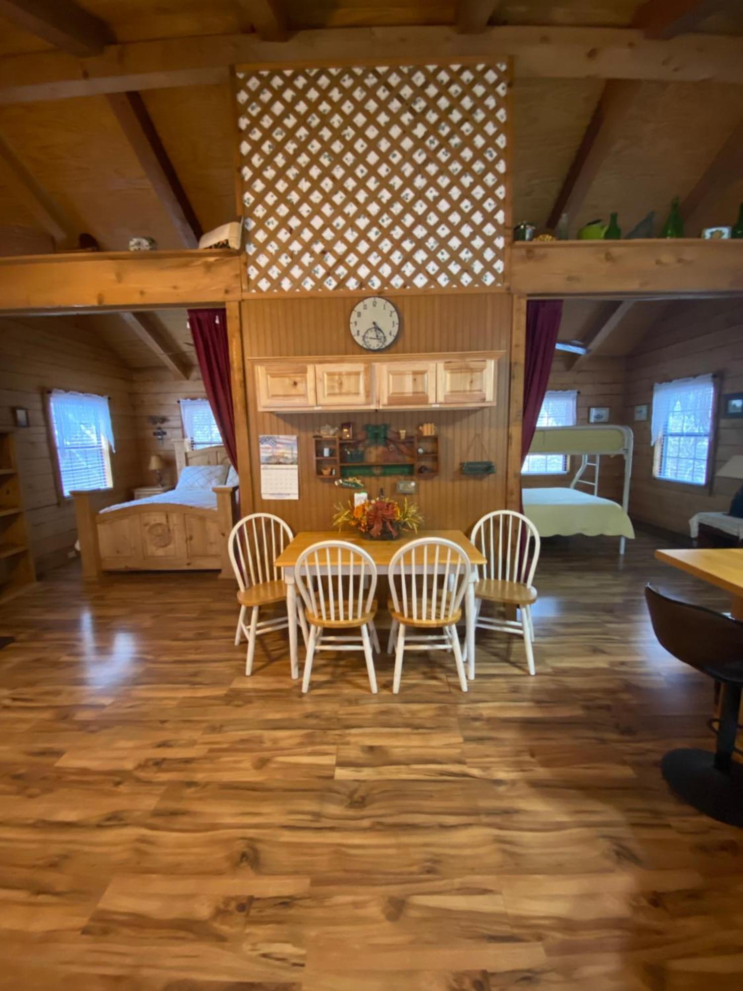 A Peace Of Heaven Cabins And Rv Vanderpool Luaran gambar